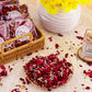 Confettis de Pétales de Fleurs Séchées pour Mariage - Rouge Maison Gaya Rouge